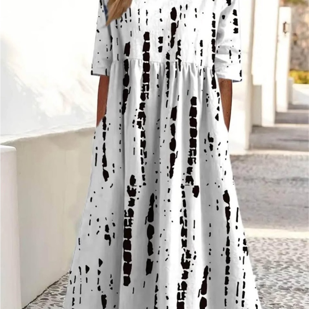 Elegant Black and White Patterned Dress - Picture 7 of 11